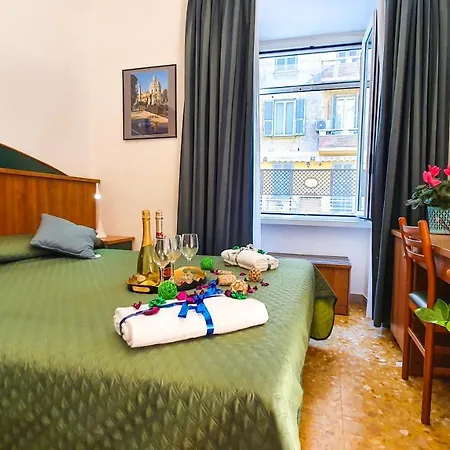 La Casa Simpatia - Con Parcheggio A Richiesta Convenzionato ! * Roma