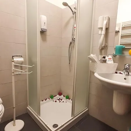 La Casa Verde - Free Secure Parking If You Book 3 Nights Róma