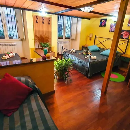 Vendégház La Casa Verde - Free Secure Parking If You Book 3 Nights Róma